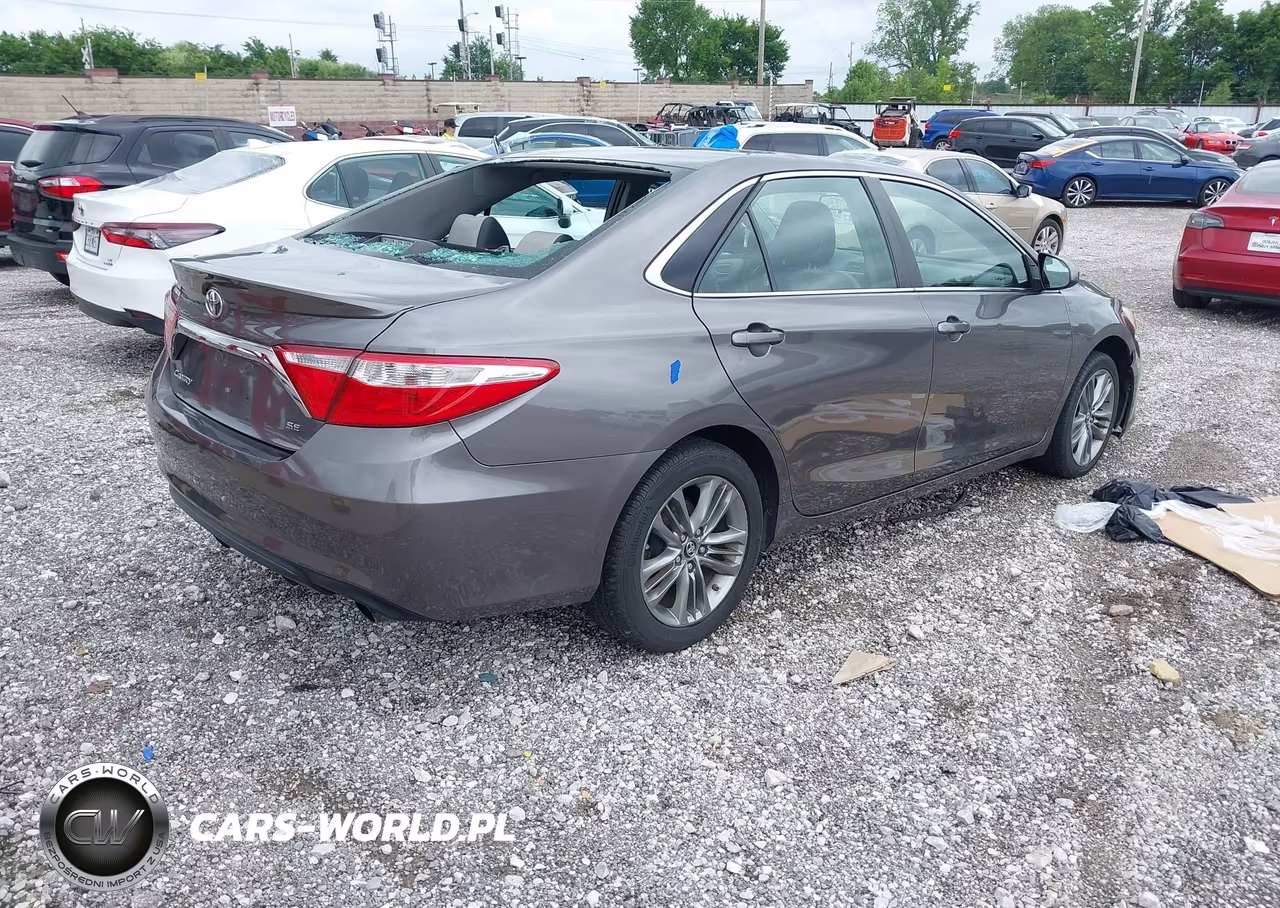 2017 Toyota Camry Se VIN:4T1BF1FK2HU428285 - 4