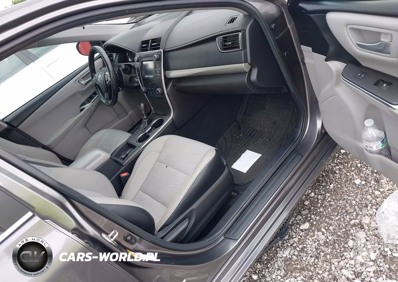 2017 Toyota Camry Se VIN:4T1BF1FK2HU428285 - 5