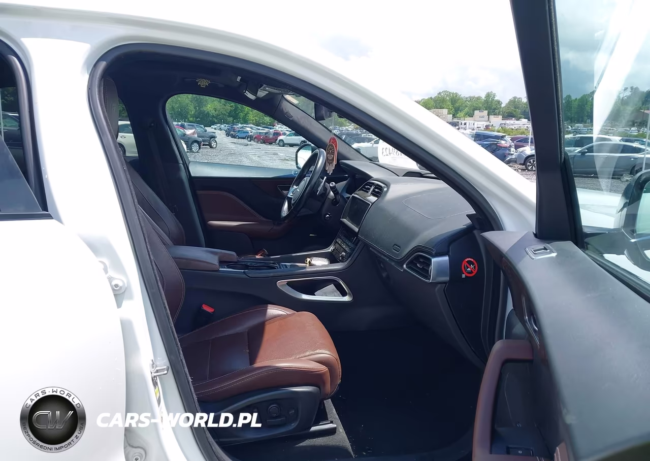 2017 Jaguar F-Pace S VIN:SADCM2BV9HA069494 - 5