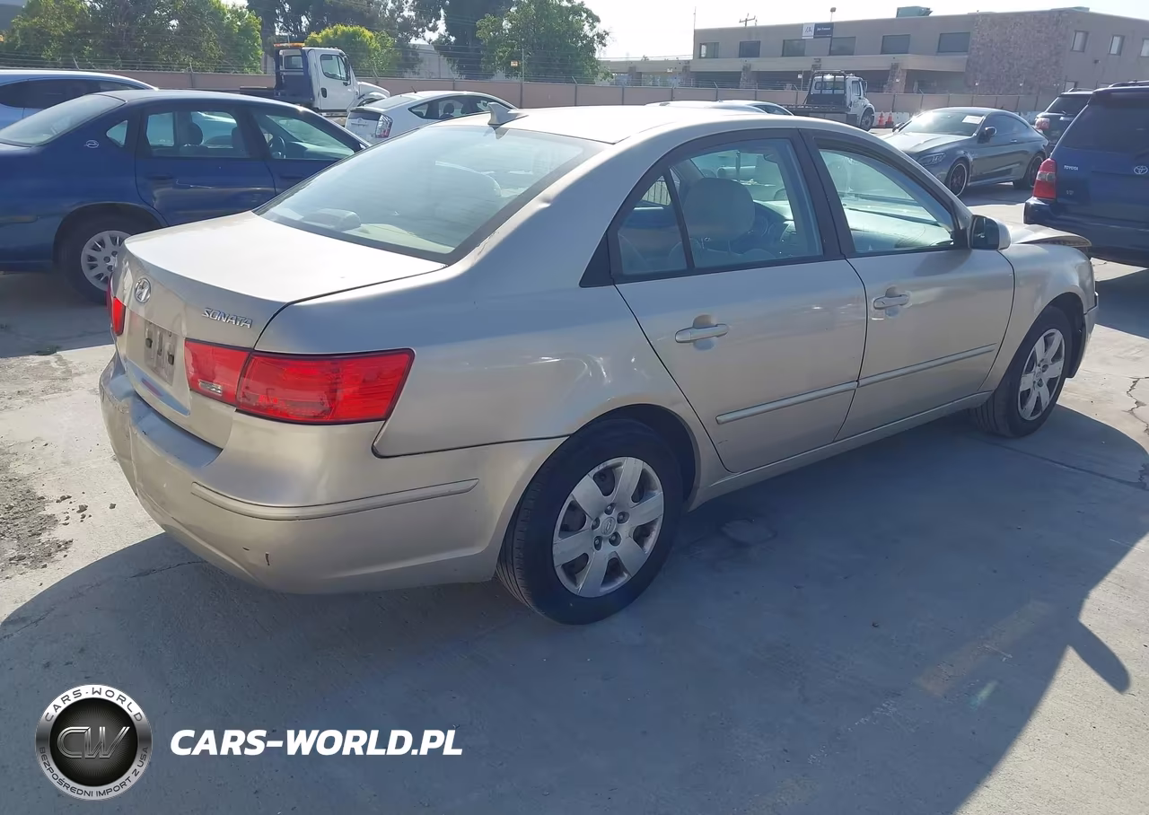 2010 Hyundai Sonata Gls VIN:5NPET4AC6AH589136 - 4