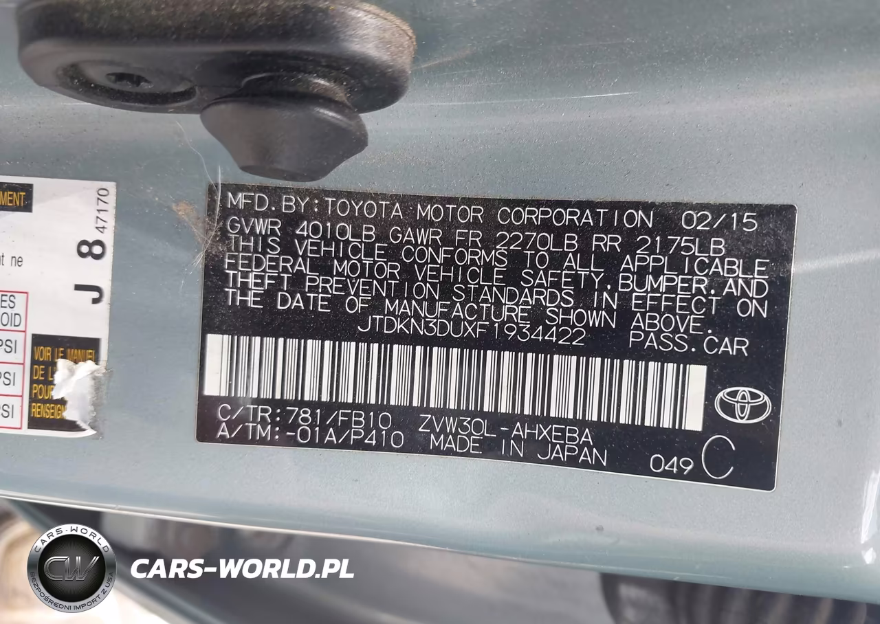 2015 Toyota Prius Two VIN:JTDKN3DUXF1934422 - 9