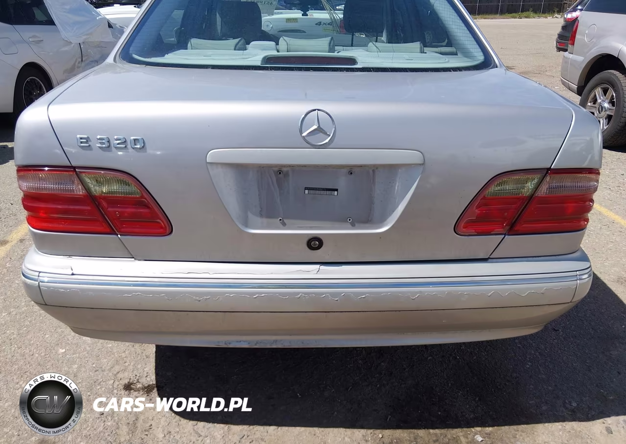 2002 Mercedes-Benz E 320 Special Edition VIN:WDBJF65J82B484772 - 13