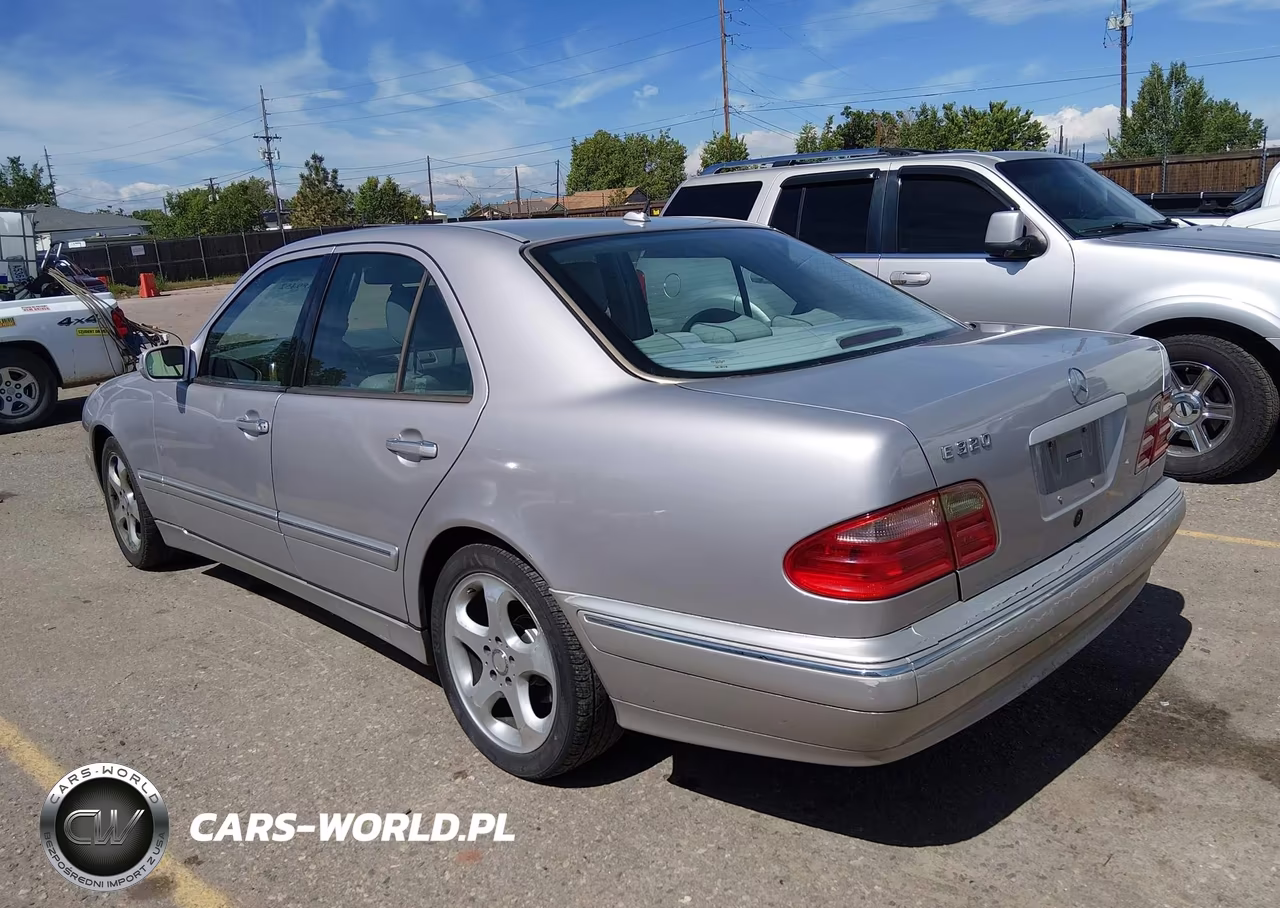 2002 Mercedes-Benz E 320 Special Edition VIN:WDBJF65J82B484772 - 3