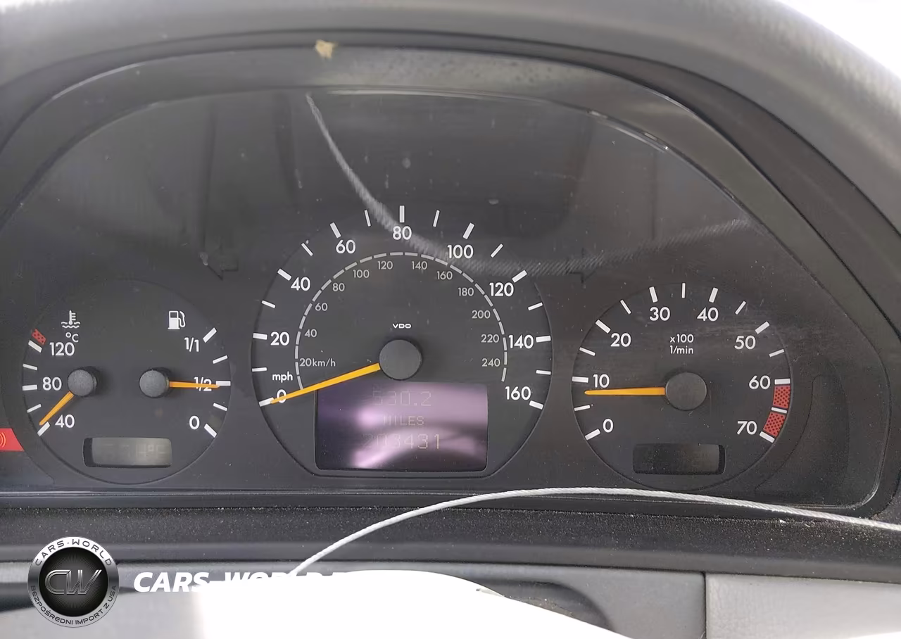 2002 Mercedes-Benz E 320 Special Edition VIN:WDBJF65J82B484772 - 7