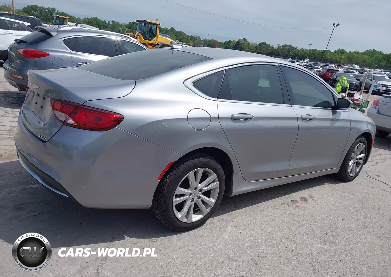 2017 Chrysler 200 Limited Platinum VIN:1C3CCCAB9HN511862 - 4