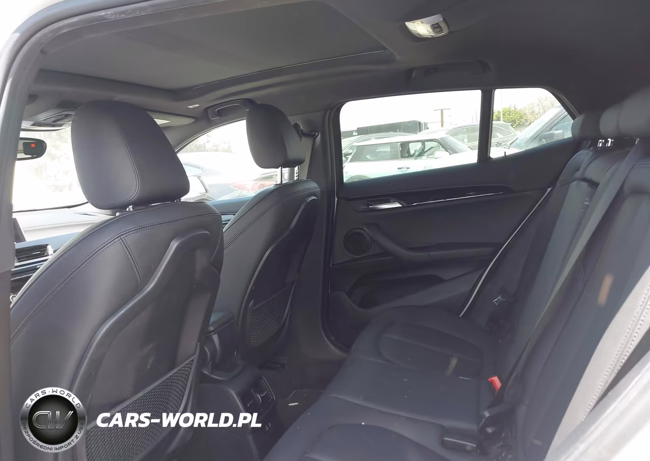 2019 BMW X2 xDrive28I VIN:WBXYJ5C59K5N78935 - 18
