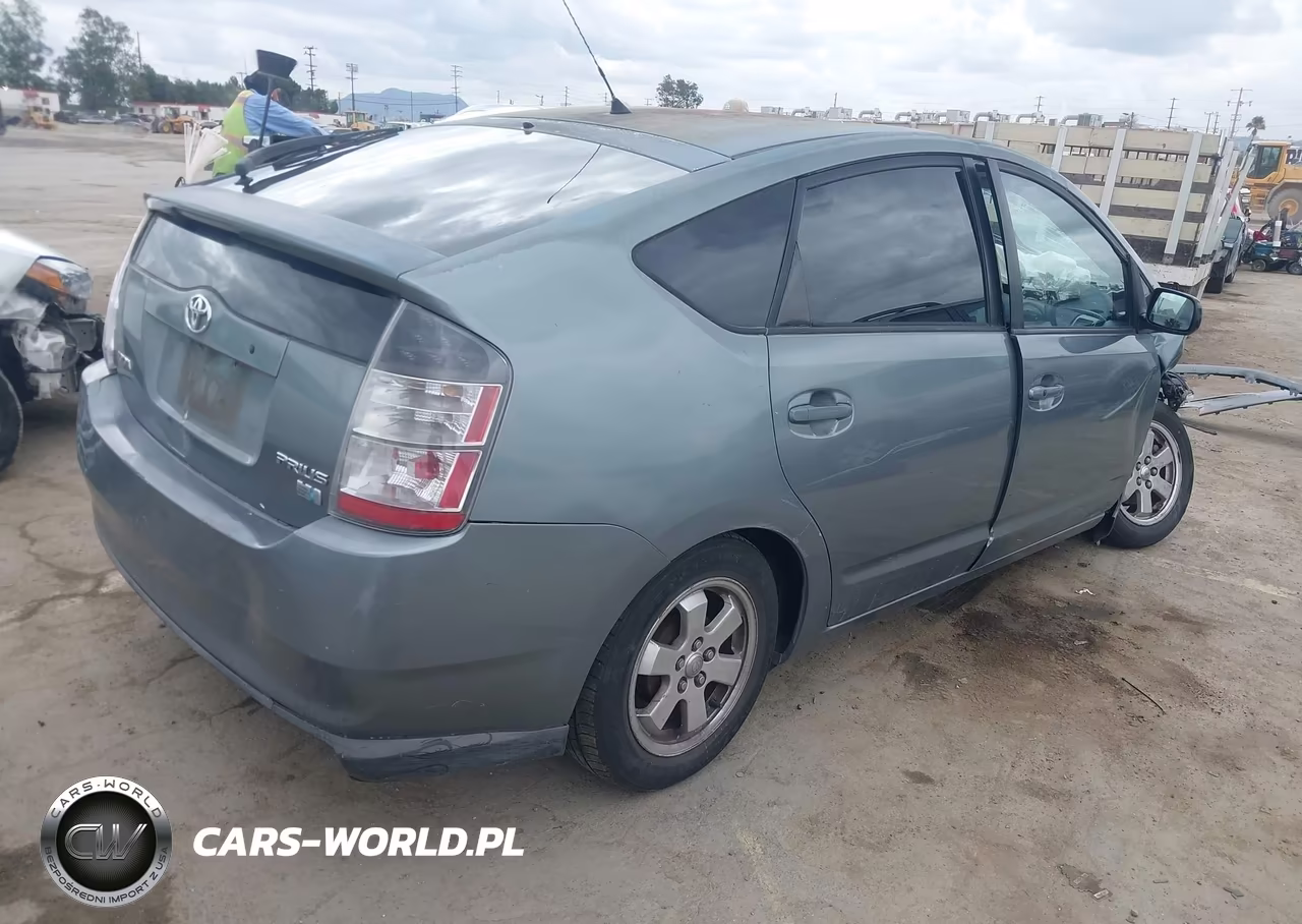 2005 Toyota Prius VIN:JTDKB20U753102788 - 4