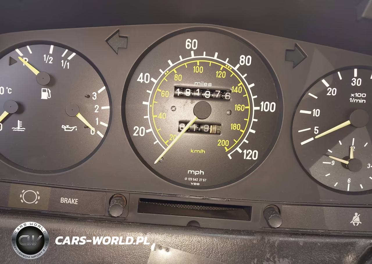 1985 Mercedes-Benz 300 Dt VIN:WDBAB33CXFA245413 - 7