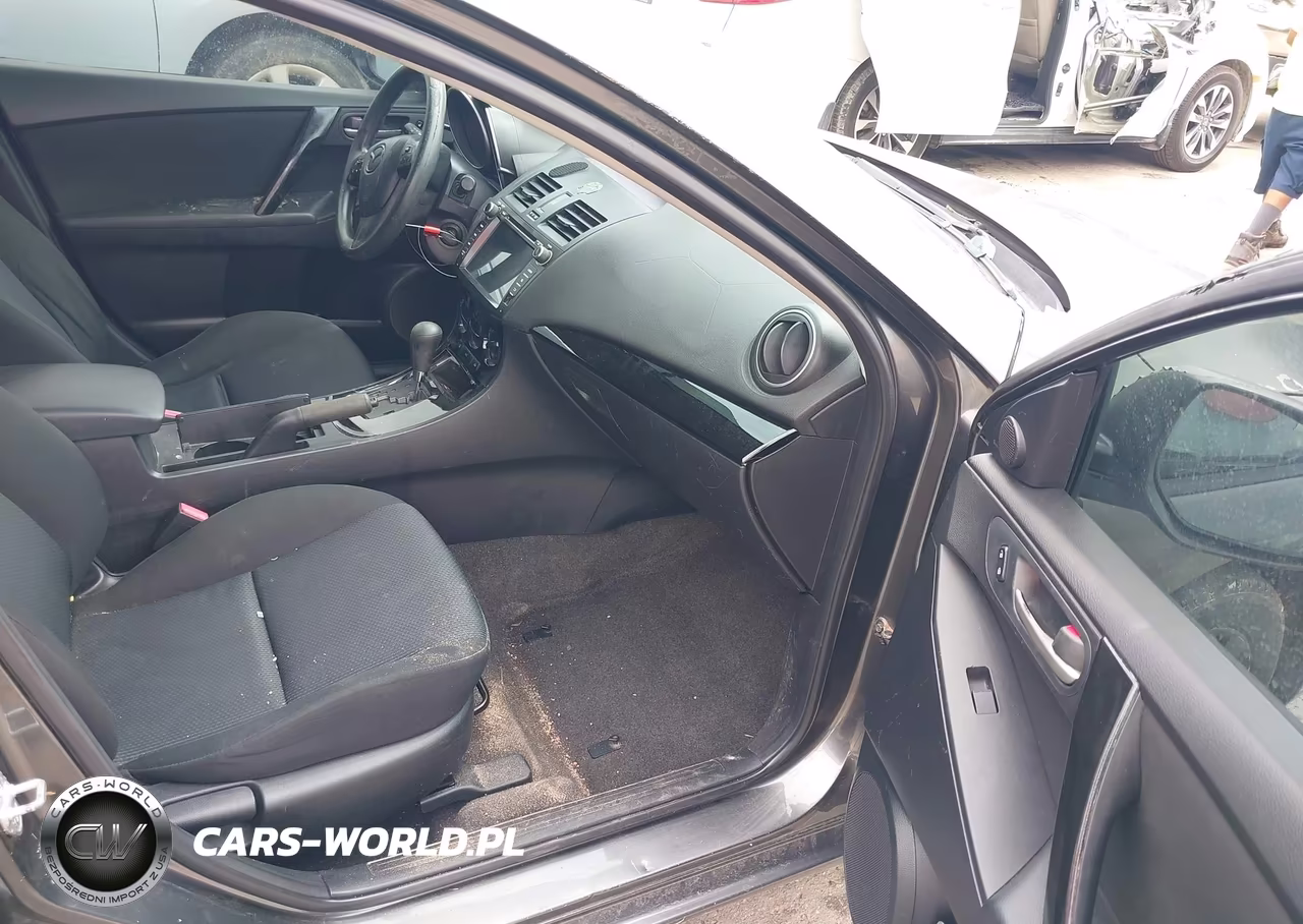 2011 Mazda Mazda3 I Touring VIN:JM1BL1VF0B1404206 - 5