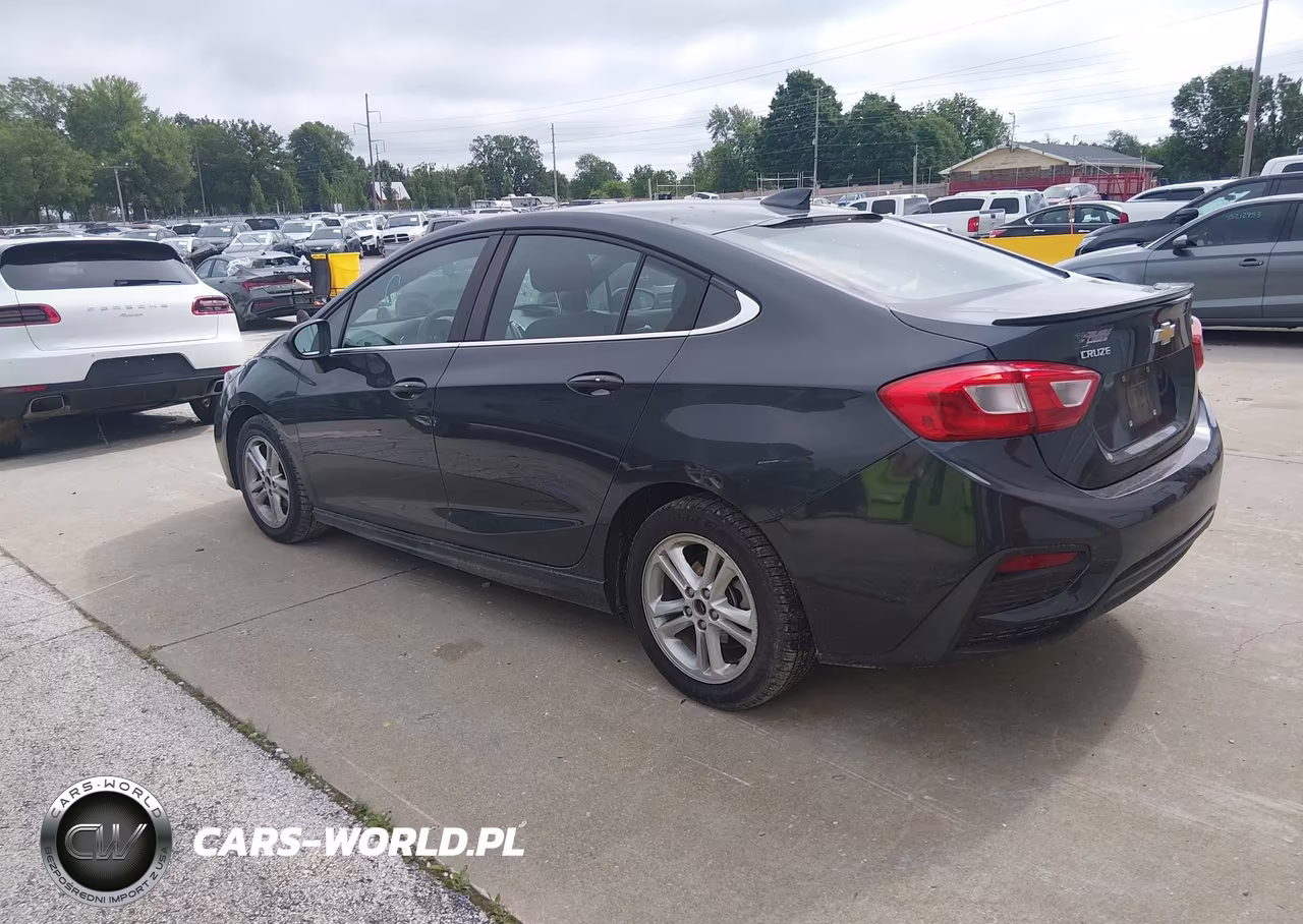 2017 Chevrolet Cruze Lt Auto VIN:1G1BE5SM6H7187179 - 3