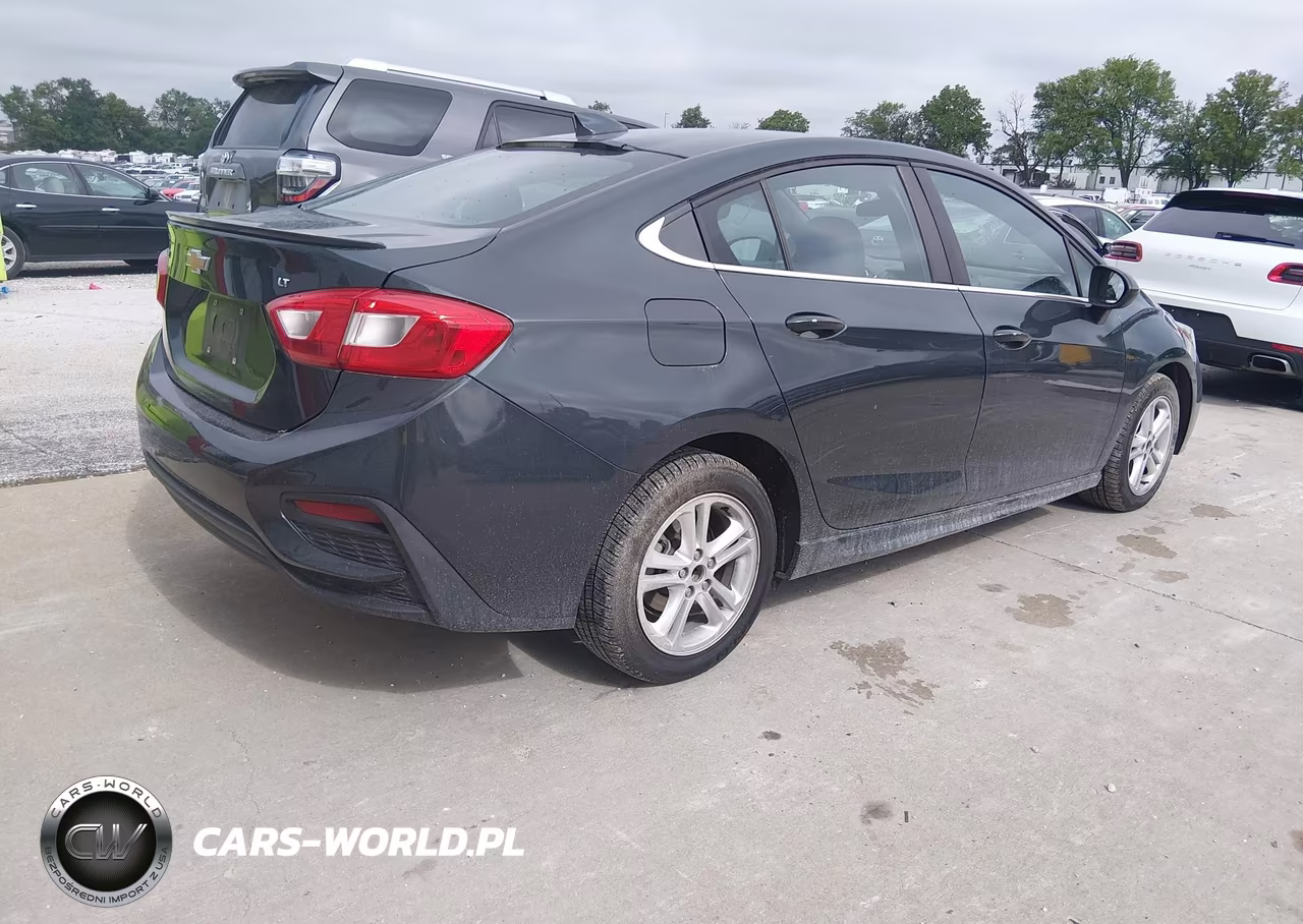 2017 Chevrolet Cruze Lt Auto VIN:1G1BE5SM6H7187179 - 4