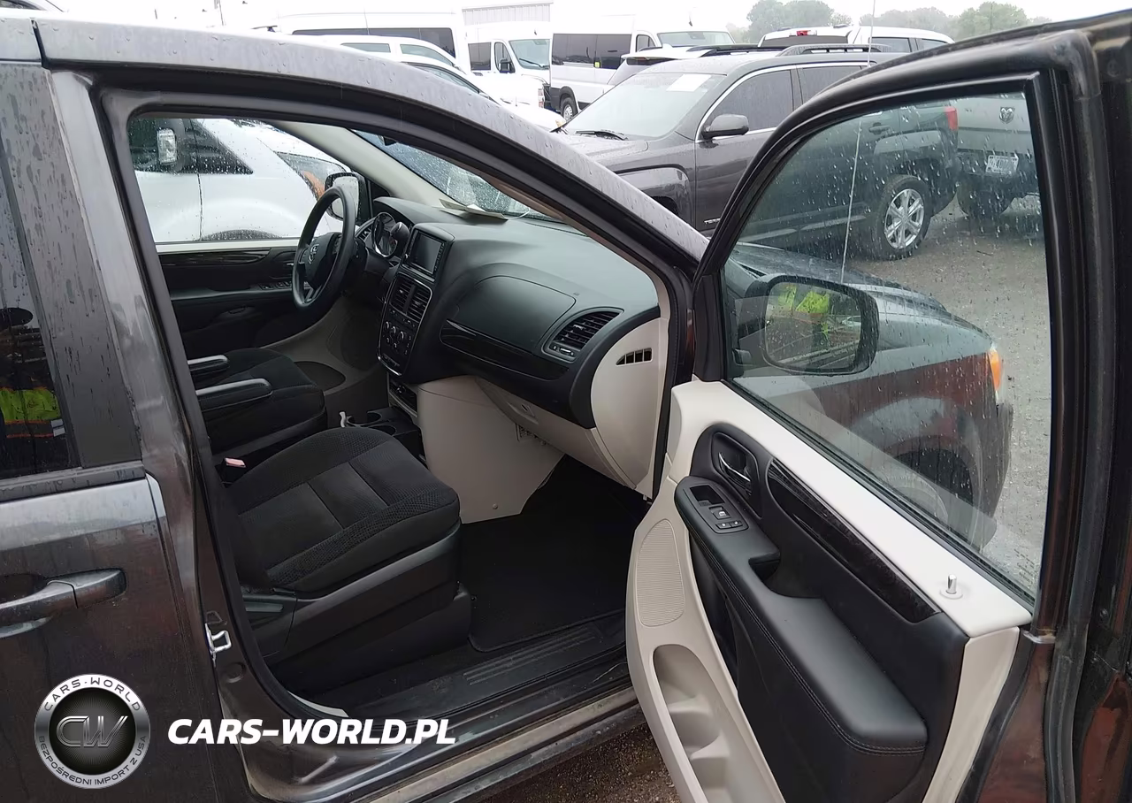 2018 Dodge Grand Caravan Se VIN:2C4RDGBG2JR296743 - 5