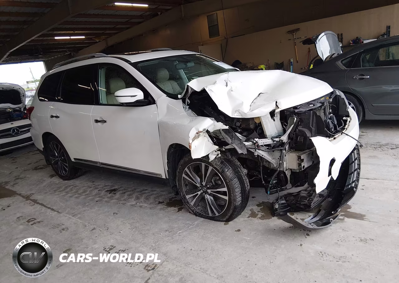 2020 Nissan Pathfinder Platinum 2Wd – zdjęcie 1 z 17