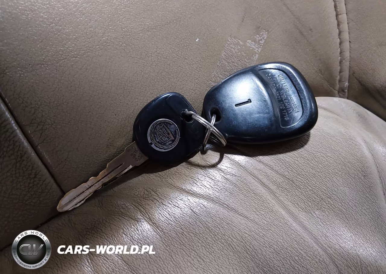 2004 Cadillac Deville Standard VIN:1G6KD54YX4U167865 - 11