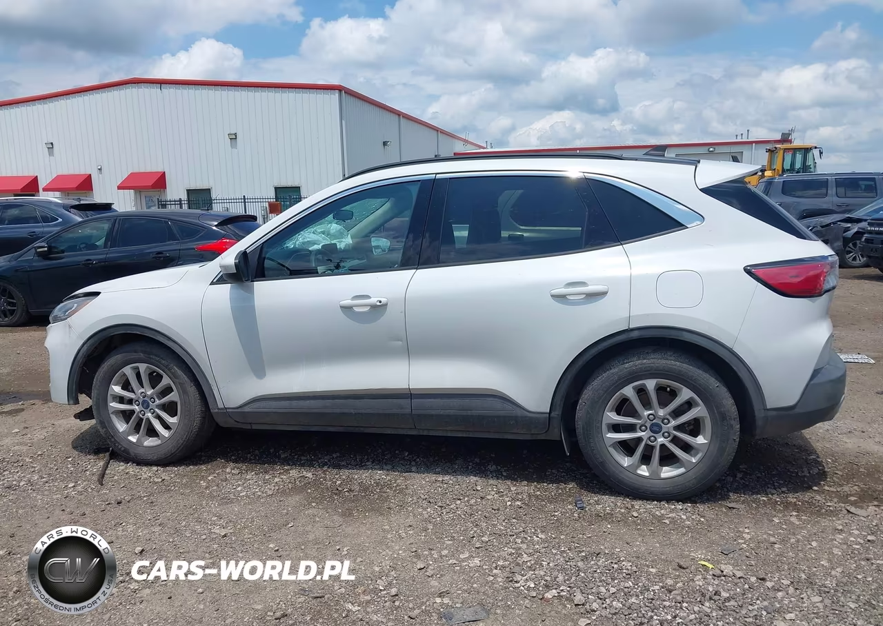2020 Ford Escape Se VIN:1FMCU0G60LUB23866 - 14