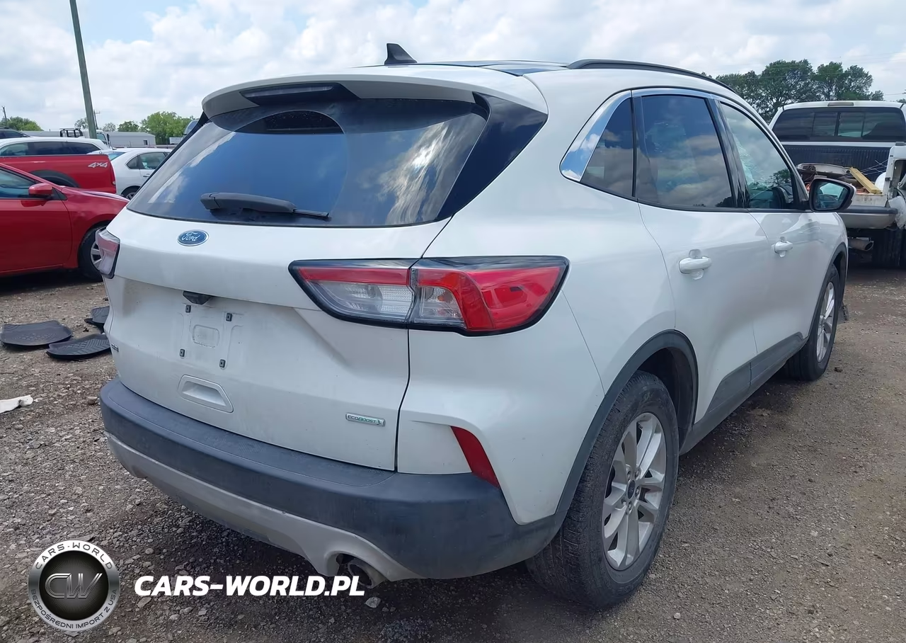 2020 Ford Escape Se VIN:1FMCU0G60LUB23866 - 4