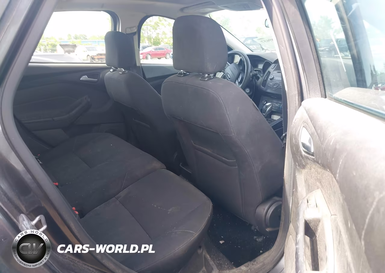 2016 Ford Focus Se VIN:1FADP3K24GL364000 - 8