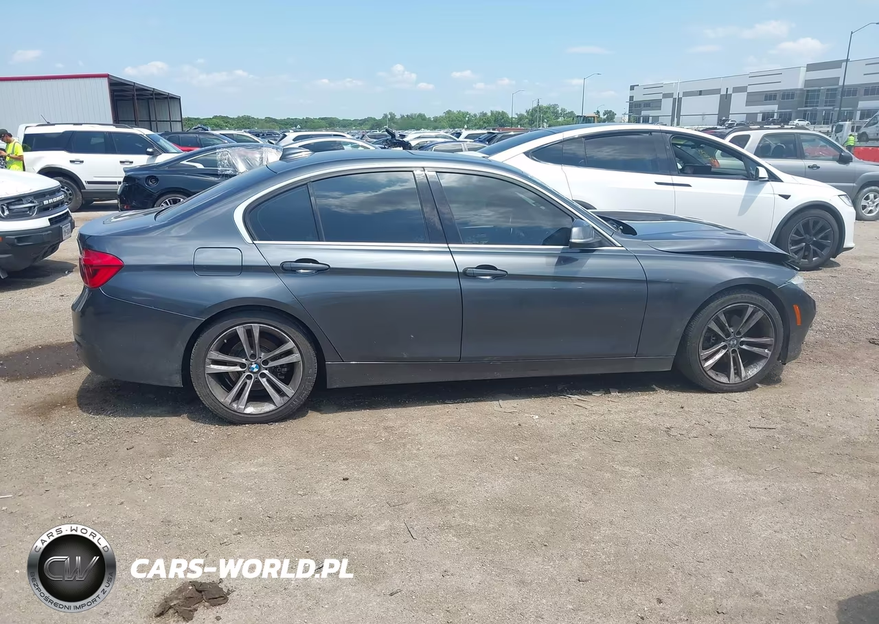 2018 BMW 330I VIN:WBA8B9G55JNU96594 - 13