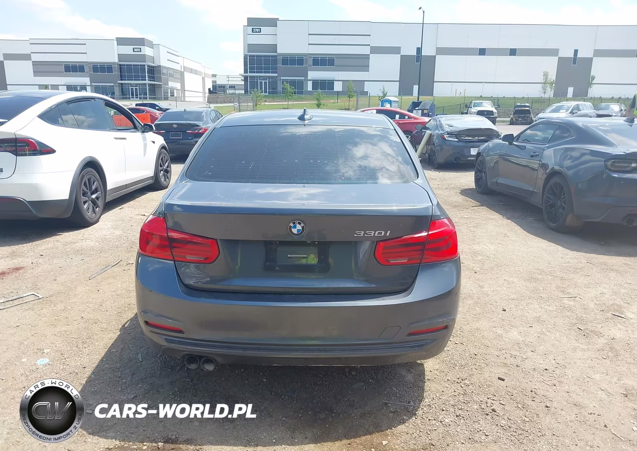 2018 BMW 330I VIN:WBA8B9G55JNU96594 - 16