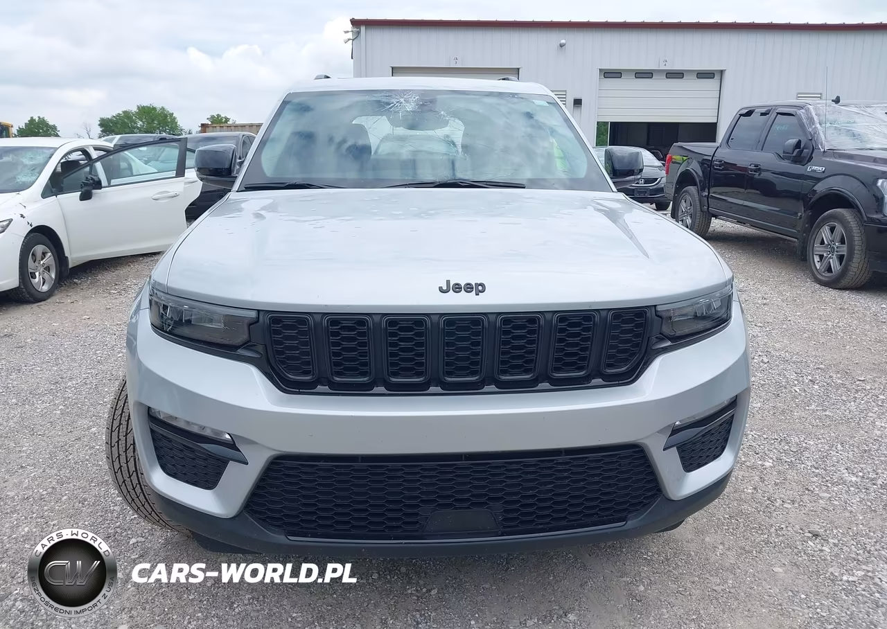 2024 Jeep Grand Cherokee Limited 4X4 VIN:1C4RJHBG2RC704113 - 12