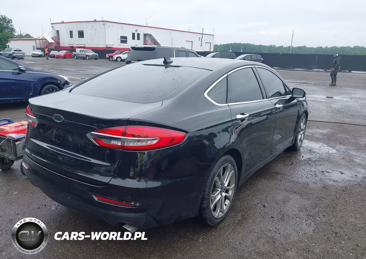 2019 Ford Fusion Sel VIN:3FA6P0CD9KR150024 - 4