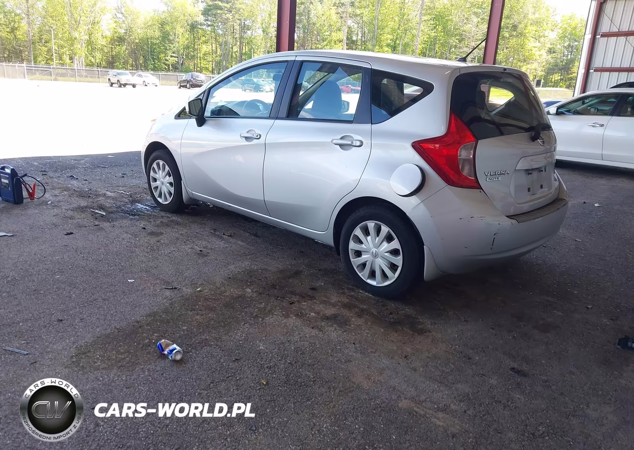 2015 Nissan Versa Note S (Sr) VIN:3N1CE2CP3FL389881 - 3