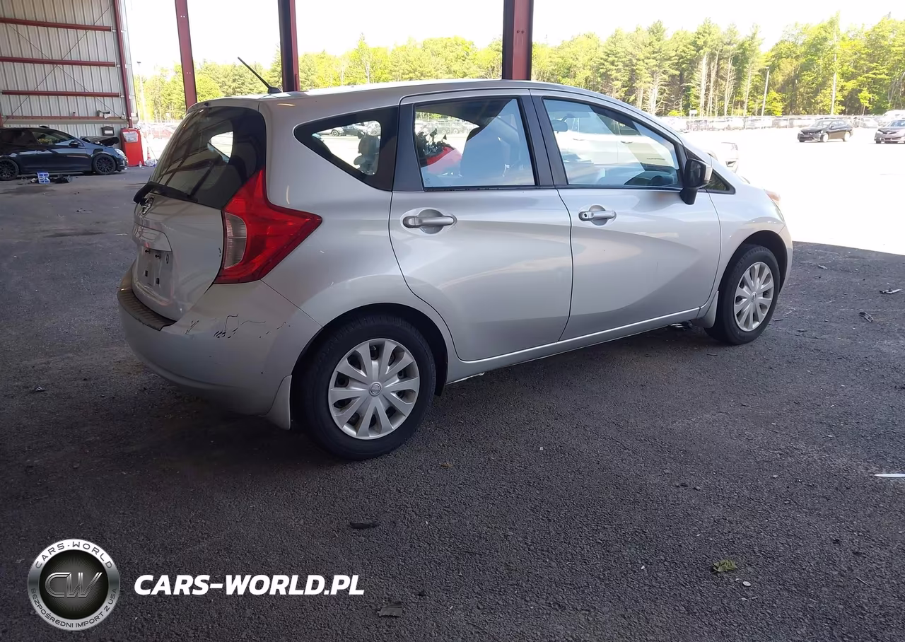 2015 Nissan Versa Note S (Sr) VIN:3N1CE2CP3FL389881 - 4