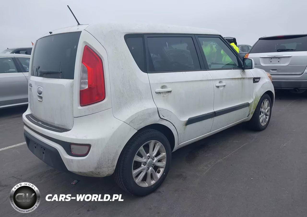 2013 Kia Soul VIN:KNDJT2A56D7553525 - 4