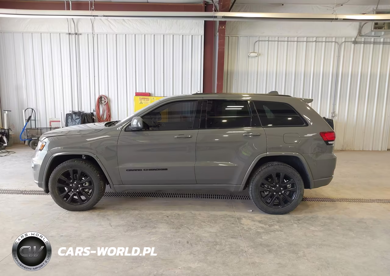 2019 Jeep Grand Cherokee Altitude 4X4 VIN:1C4RJFAG6KC818420 - 14