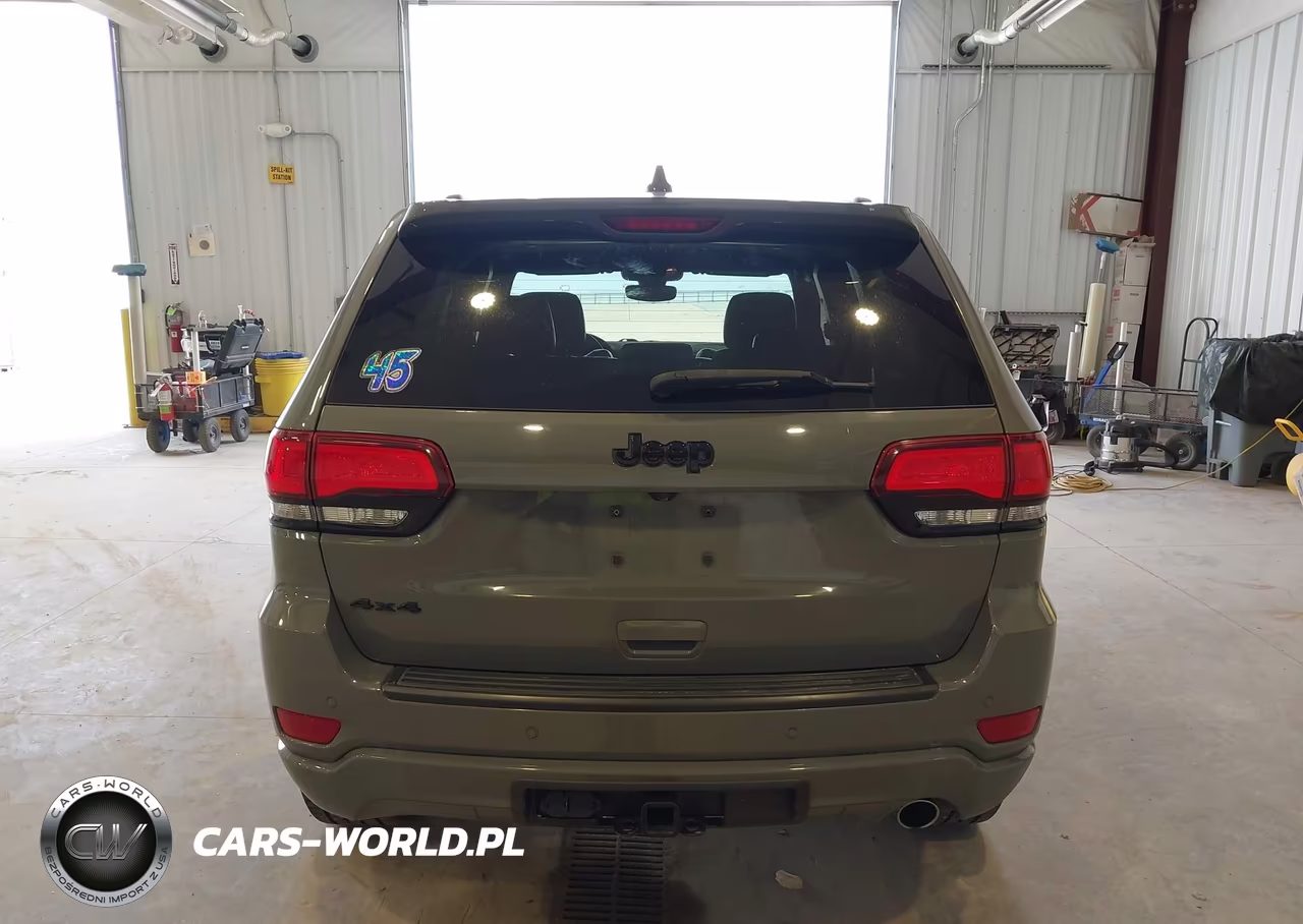 2019 Jeep Grand Cherokee Altitude 4X4 VIN:1C4RJFAG6KC818420 - 16