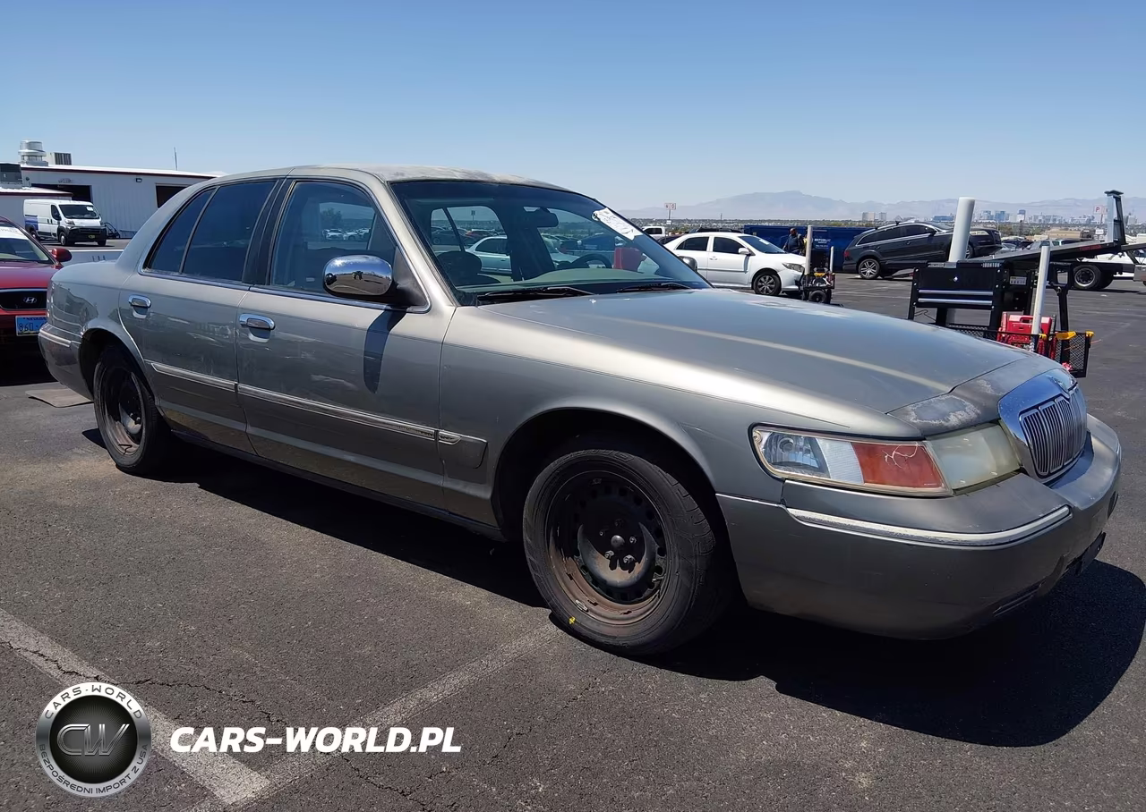 2000 Mercury Grand Marquis Gs
