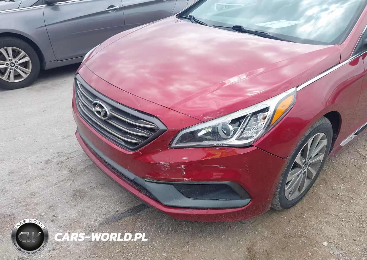 2015 Hyundai Sonata Sport VIN:5NPE34AF7FH210002 - 6
