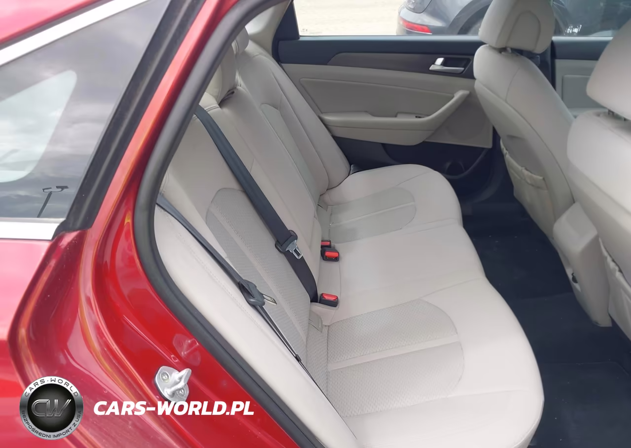 2015 Hyundai Sonata Sport VIN:5NPE34AF7FH210002 - 8
