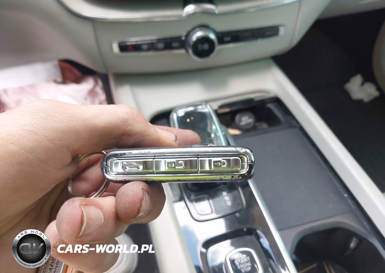 2021 Volvo Xc60 Recharge Plug-In Hybrid T8 Inscription VIN:YV4BR0DL1M1675923 - 11