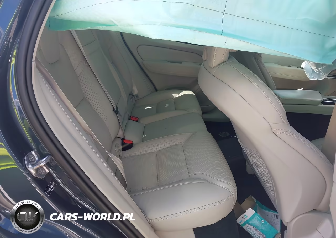 2021 Volvo Xc60 Recharge Plug-In Hybrid T8 Inscription VIN:YV4BR0DL1M1675923 - 8