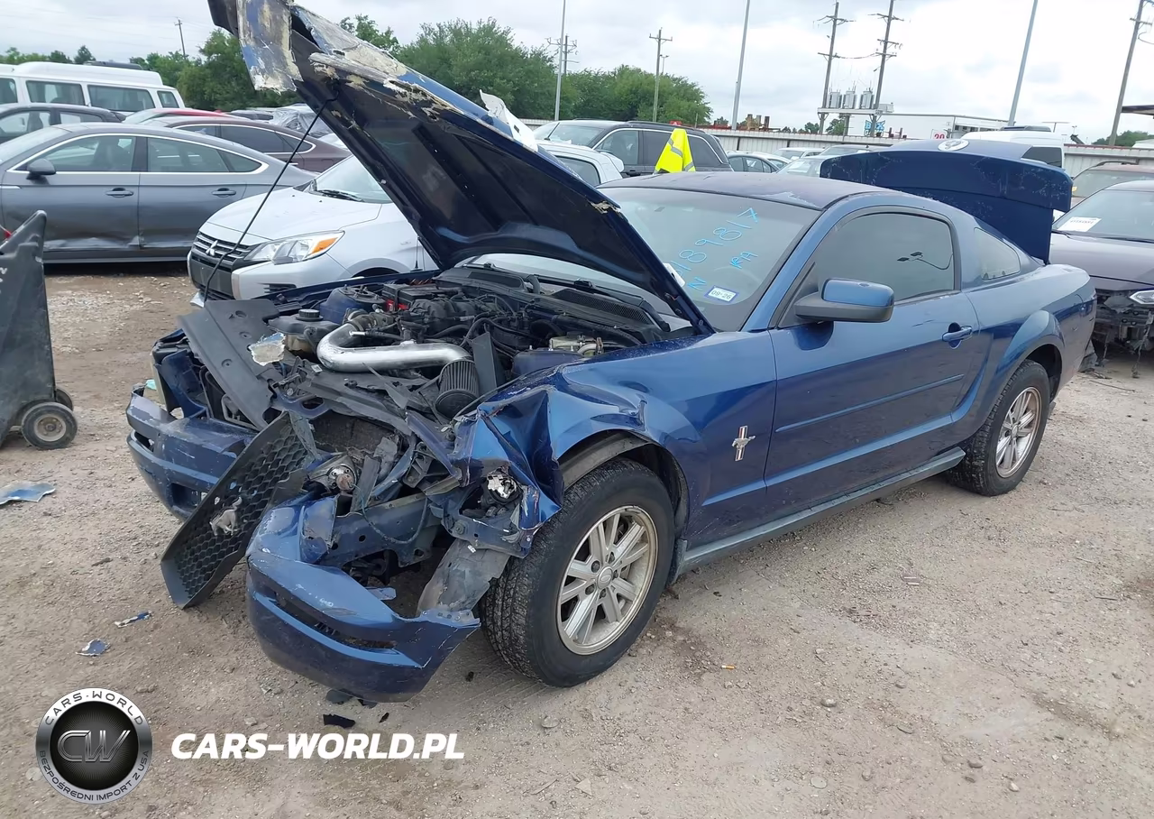 2008 Ford Mustang V6 Deluxe VIN:1ZVHT80N285179027 - 2