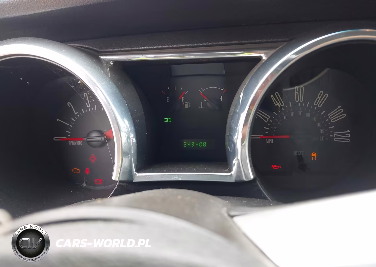 2008 Ford Mustang V6 Deluxe VIN:1ZVHT80N285179027 - 7