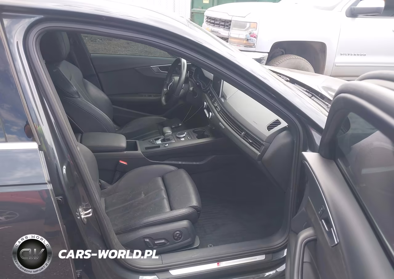 2017 Audi A4 2.0T Premium VIN:WAUENAF42HN070859 - 5
