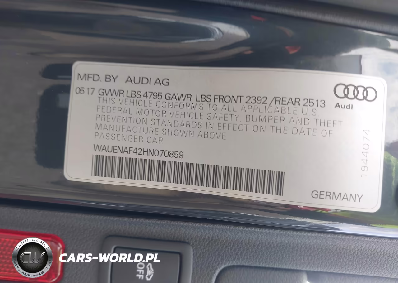 2017 Audi A4 2.0T Premium VIN:WAUENAF42HN070859 - 9