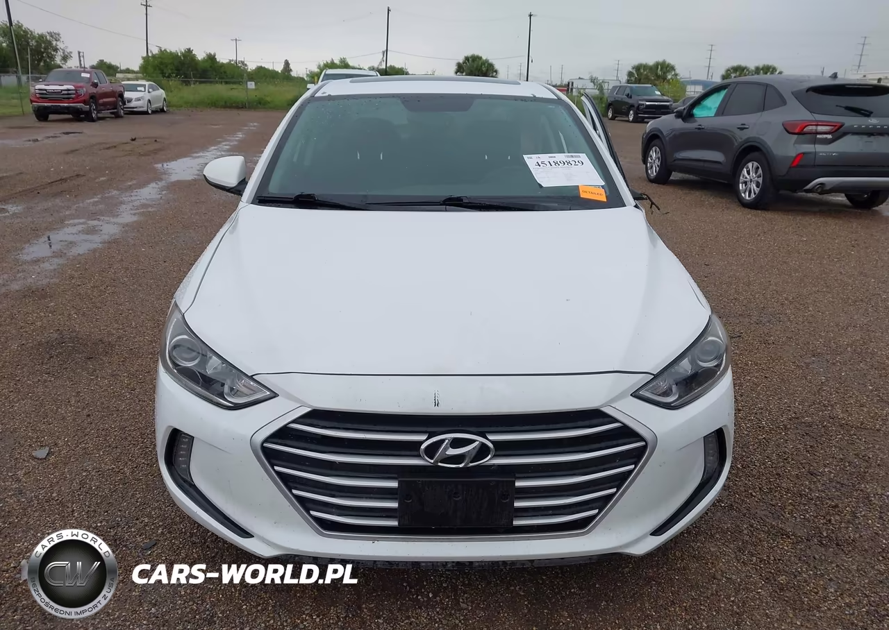 2018 Hyundai Elantra Value Edition VIN:5NPD84LF9JH365170 - 13