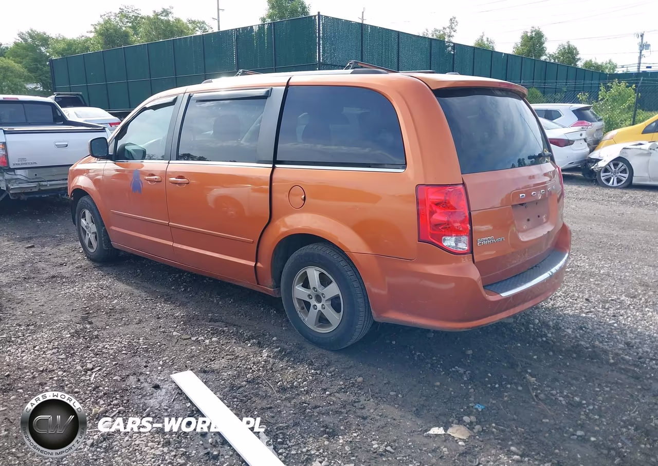2011 Dodge Grand Caravan Crew VIN:2D4RN5DG7BR764985 - 3