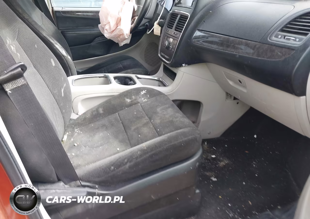 2011 Dodge Grand Caravan Crew VIN:2D4RN5DG7BR764985 - 5