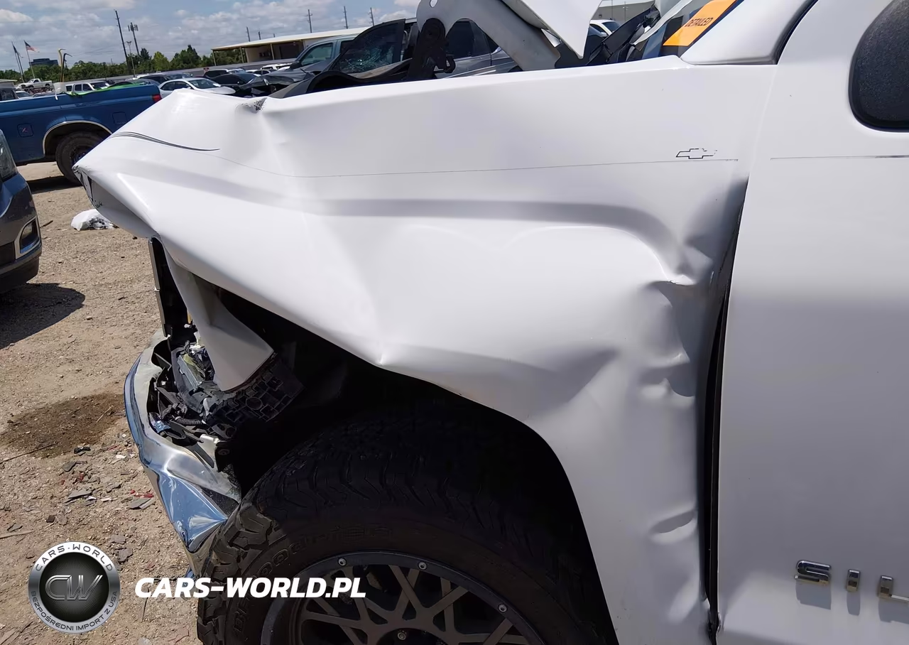 2015 Chevrolet Silverado 1500 2Lt VIN:1GCVKREC3FZ316021 - 6