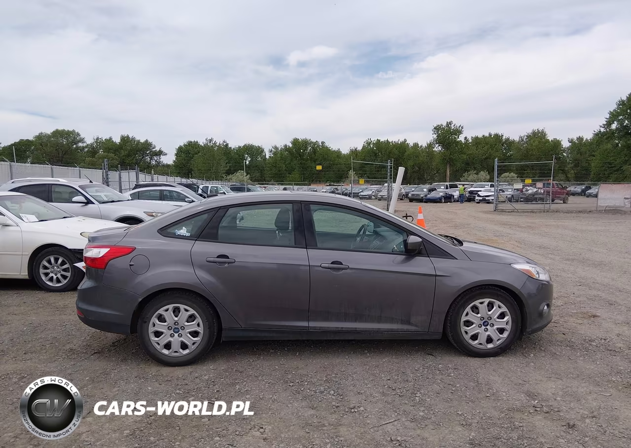 2012 Ford Focus Se VIN:1FAHP3F24CL155782 - 13