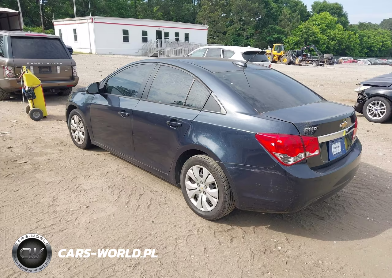 2015 Chevrolet Cruze Ls Auto VIN:1G1PA5SH7F7134427 - 3