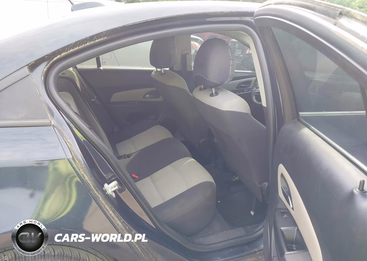 2015 Chevrolet Cruze Ls Auto VIN:1G1PA5SH7F7134427 - 8