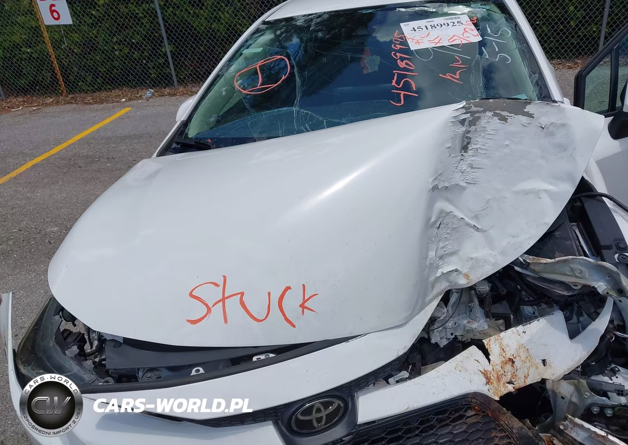 2020 Toyota Corolla Le VIN:5YFEPRAE1LP069113 - 10