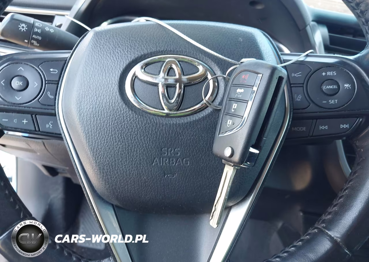 2020 Toyota Camry Se VIN:4T1G11AK3LU347753 - 11