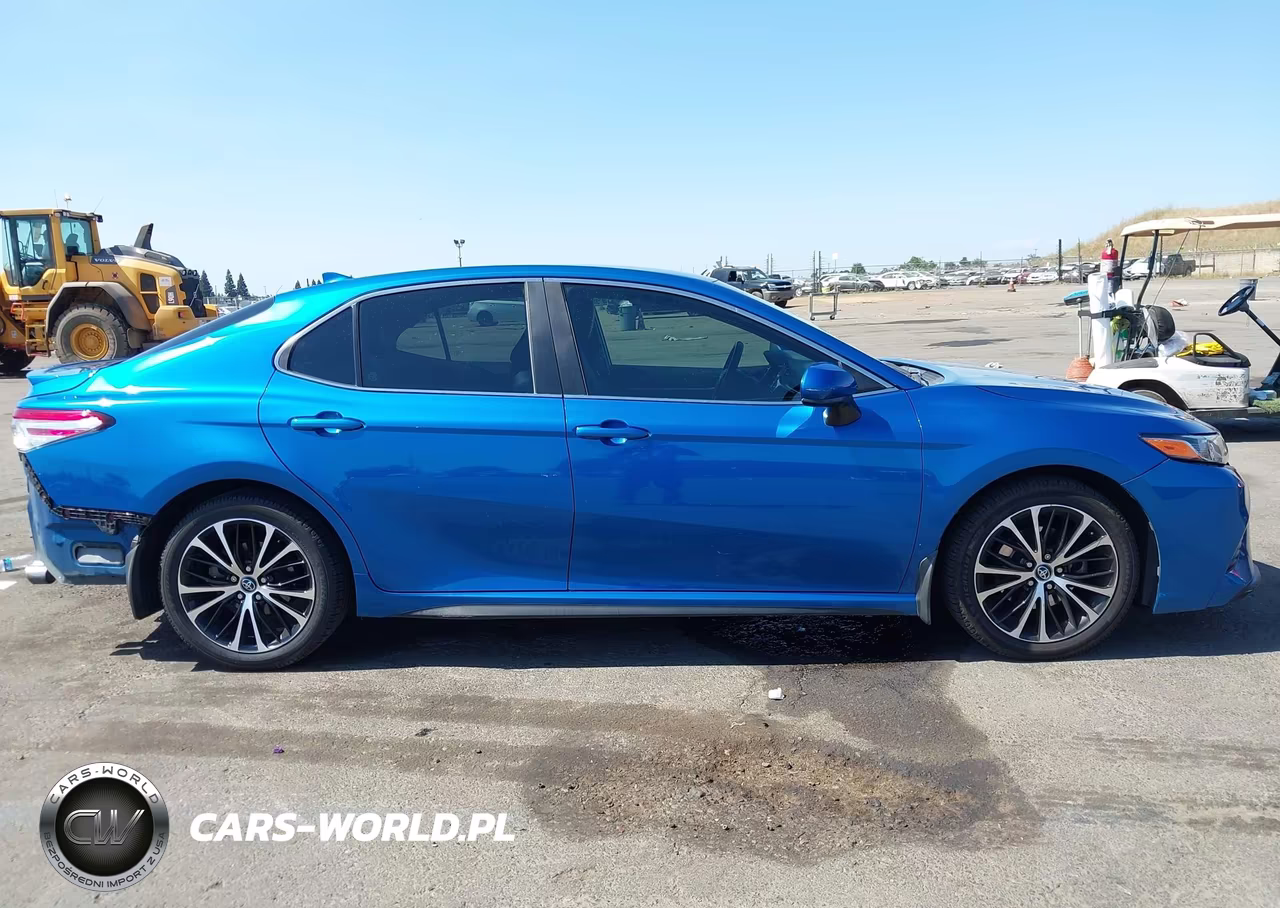 2020 Toyota Camry Se VIN:4T1G11AK3LU347753 - 14