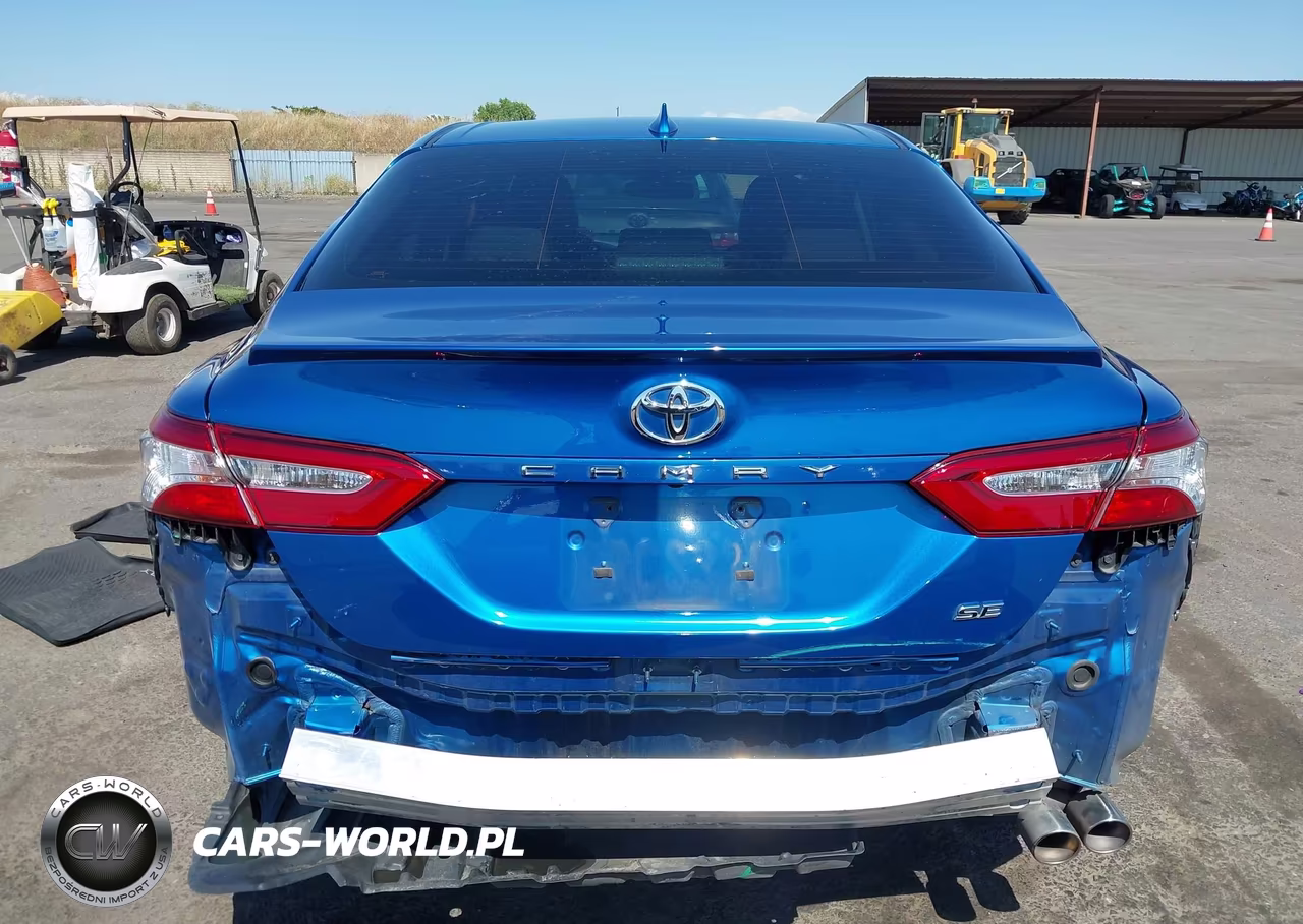 2020 Toyota Camry Se VIN:4T1G11AK3LU347753 - 17